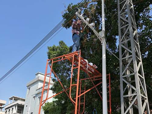 村里裝路邊攝像頭 村里裝路邊攝像頭